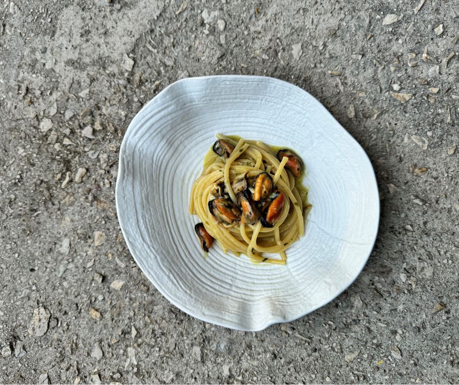 Vermicelloni cozze vongole e zafferano dello chef Alessio Da Prato